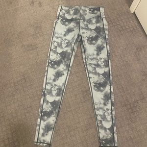 Athleta/lululemon leggings. Never worn!!